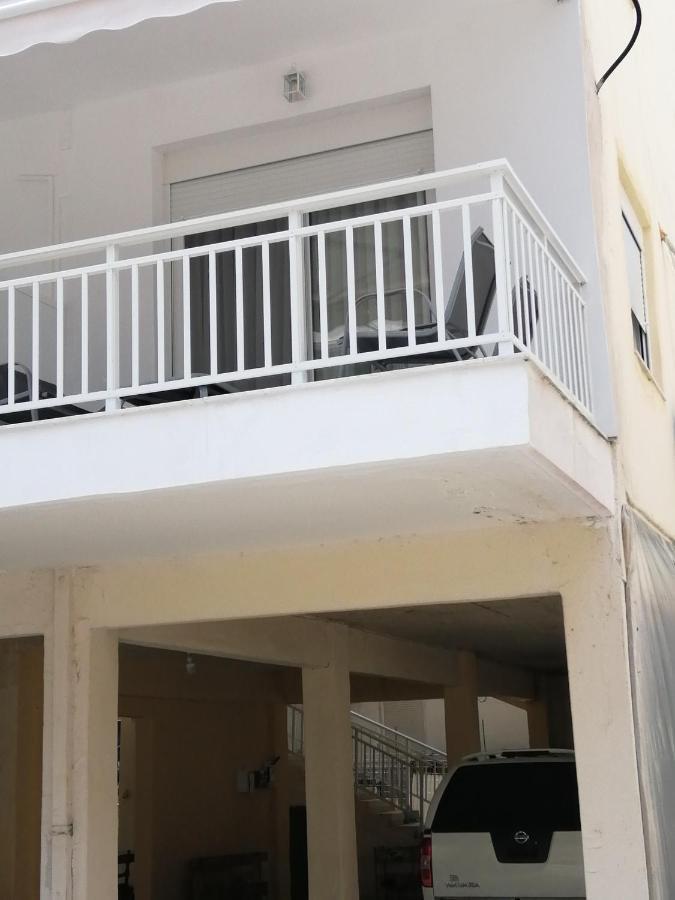 דירות Peraía Totani Lux מראה חיצוני תמונה