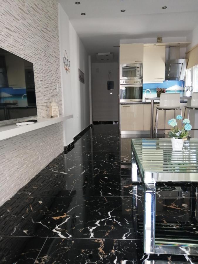 דירות Peraía Totani Lux מראה חיצוני תמונה